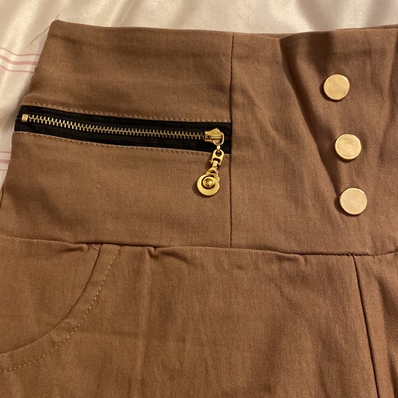 High waisted shorts - Picture 4 of 8